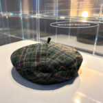 A British-style Casual Painter Hat That Is Versatile And Can Show Off Your Face - View 1